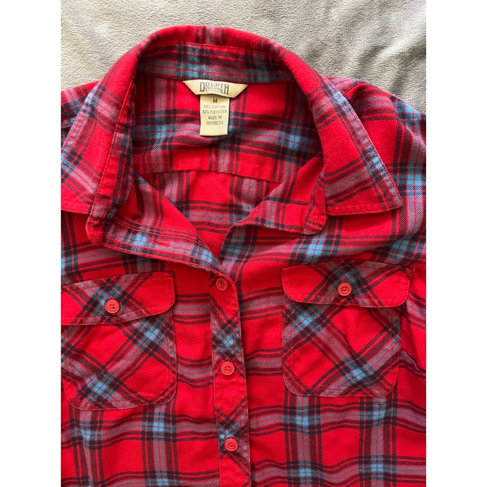 Duluth Trading Co Womens Red‎ Blue Plaid Flannel  Shirt Roll Tab Sleeve M - Picture 2 of 9